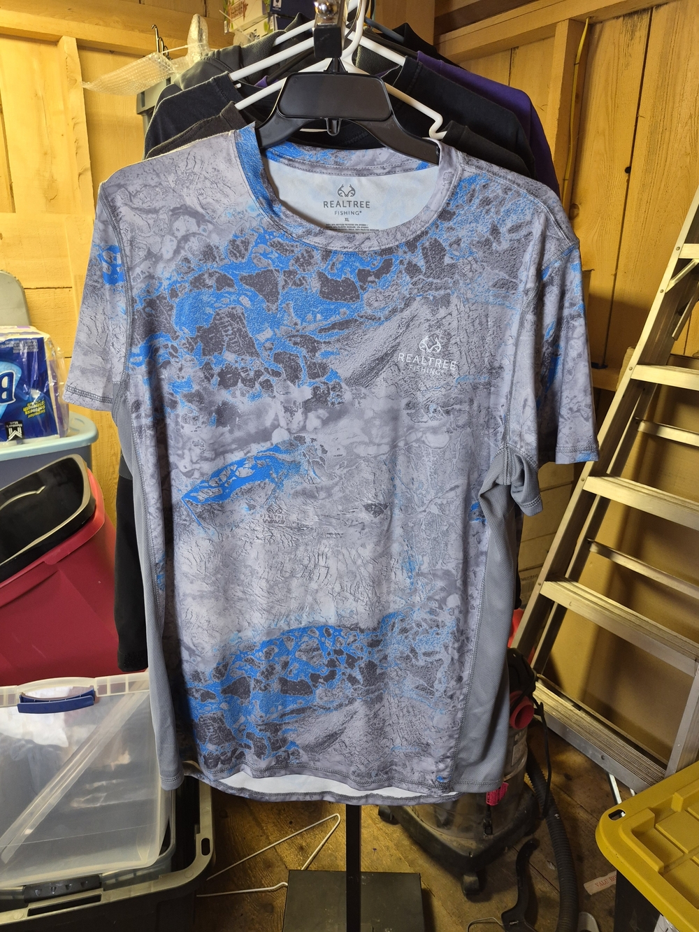 Realtree Gray & Blue Camo Performance Short-Sleeve Tee Bin 45